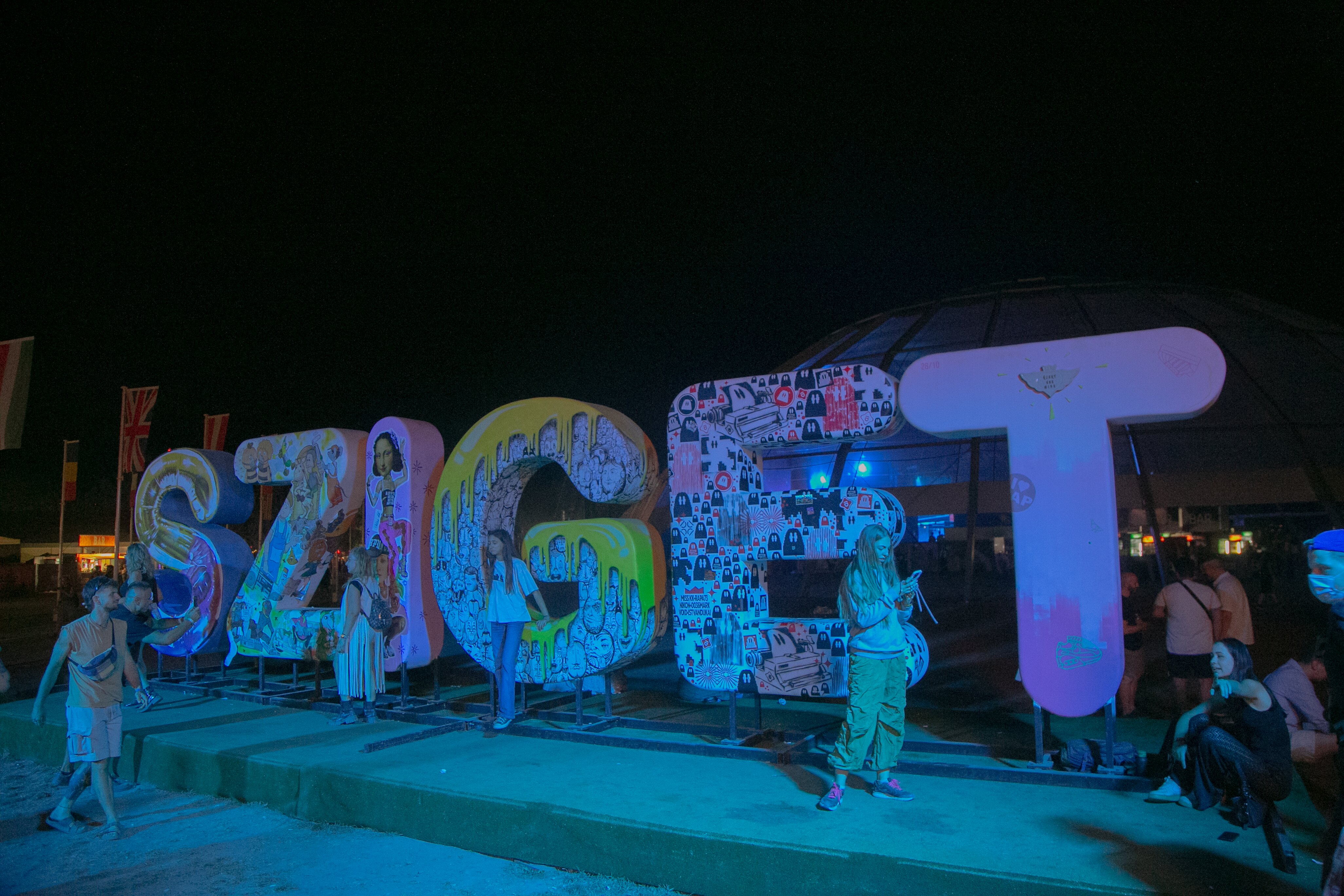 Sziget 2026: szervezési nehézségek, magas árak, mégis felejthetetlen hangulat